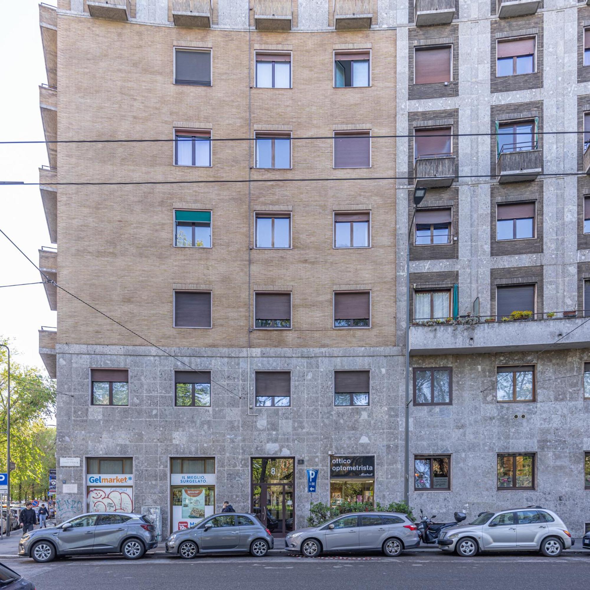 Cortivo - Piola 8 - Metro Milan
